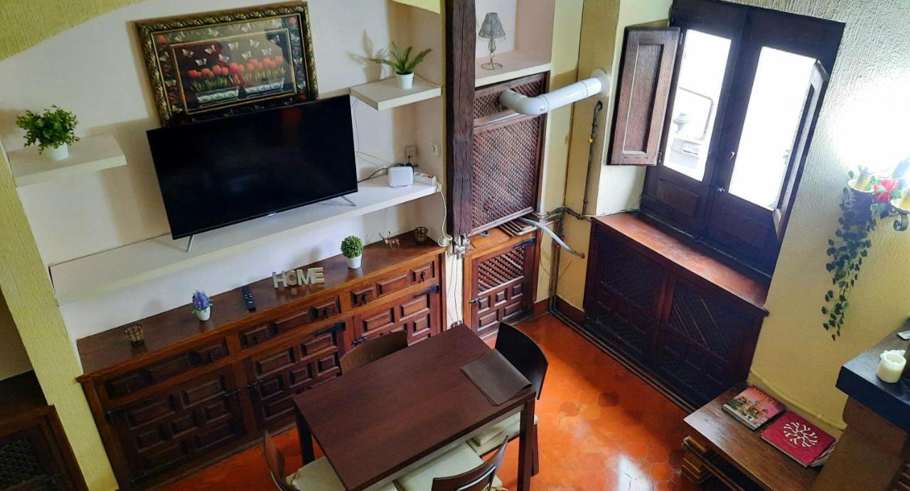 Apartamento Medieval En El Camino De Santiago Estella Kültér fotó